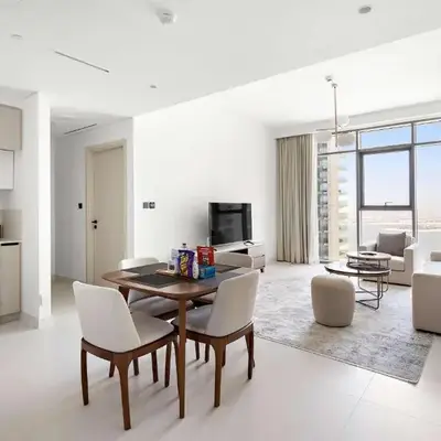 Silkhaus Palm View in Marina Vista Private Beach