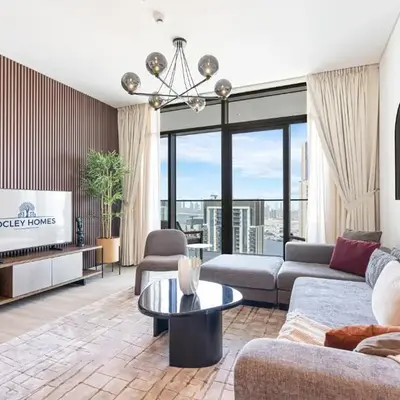 Stunning Home in Palace Residences on 41st Floor