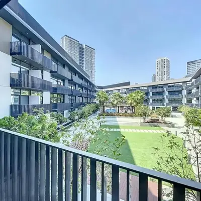 Belgravia 3 - Bright One Bed with Garden View