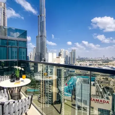 Luxurious 2BDR Apartment with Burj Khalifa Views