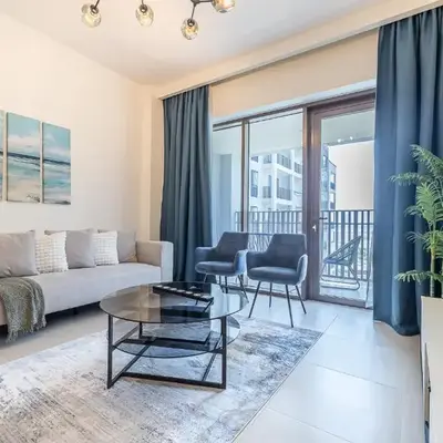 Exquisite 1BDR apartment in Creek with Pool View
