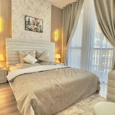 Elegant 1BR Midtown Near City Center Meaisem by Vibel