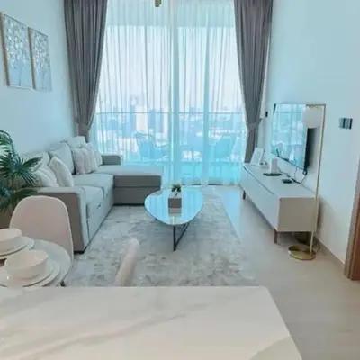 Modern 1br In Jvc Balcony
