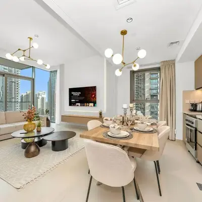 2BR-Downtown Apartment- 10 Min Walk to Dubai Mall