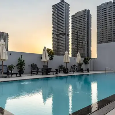 Waves - Luxury Meets Comfort