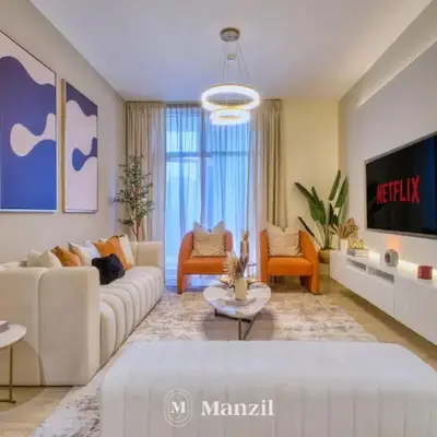 2BR Apt in Business Bay with Iconic Burj Khalifa and Dubai Canal Views