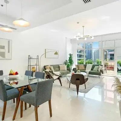 DAYF-ALI City's Heart Chic 1 BR Huge Terrace and Great Access