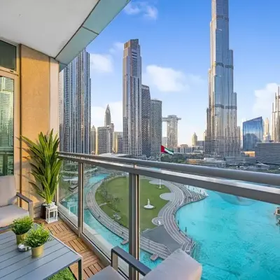 Durrani Homes - Lumina Grand 3BR with Burj khalifa and Fountain Views
