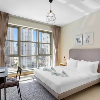 Upscale 1 bedroom in the heart of Downtown