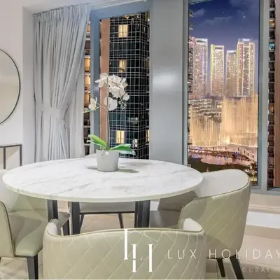 LUX The Fountain View Suite