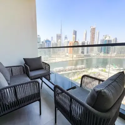 Chic 1-Bedroom with Epic Burj Khalifa Views