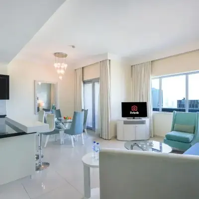 2BR in Downtown
