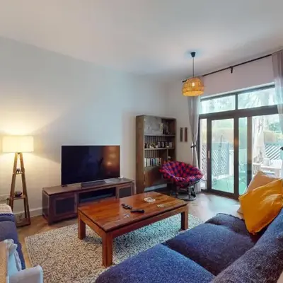 Private Garden Lake Views Fully Furnished