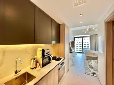 Gallery image of Waves - Ideal Dubai Retreat, Elegant Studio in Oxford 212 in Dubai