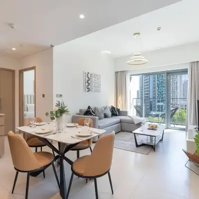 Stylish Urban Living - 1-bedroom in Burj Royale