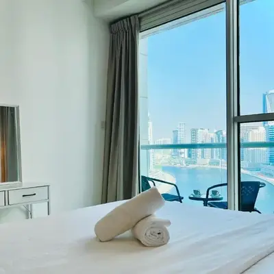 Modern 1BR Unit with Canal View Near Burj Khalifa