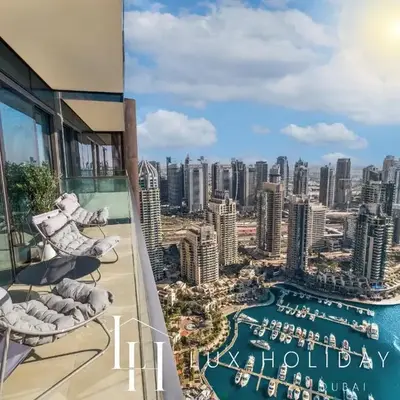 LUX The Marina Gate Sea View Suite 2