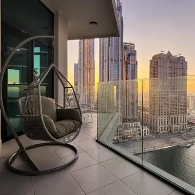 2BR Luxury Retreat - Stunning Canal and Sea View