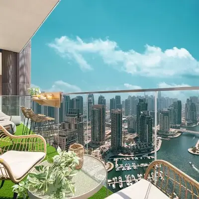 Marina Views in Walkable Location with Pool & Gym