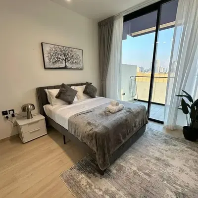 Sleek & Spacious 1br Jvc Pool View