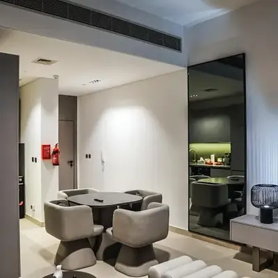 Stylish & Cozy Apartment Awaits You