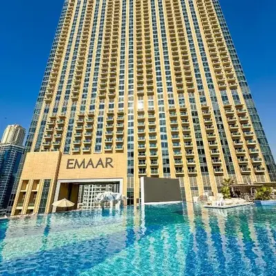 Luxury Apartments - Stunning Marina View - 5-Star Hotel Amenities