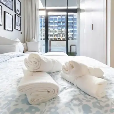 Meydan Bliss Luxurious Studio with Private Balcony