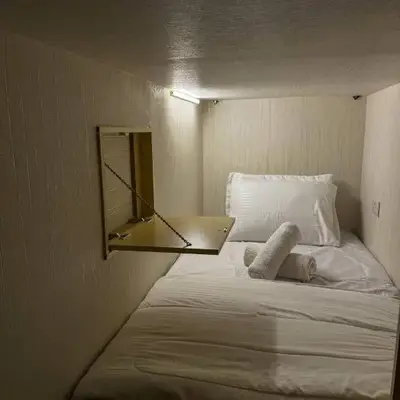 Capsule Hostel Room in Business Bay Near Downtown