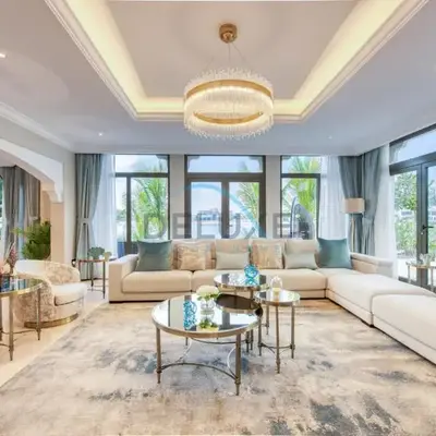 Immaculate 4BR Villa with Assistant Room and Private Pool at Frond O Palm Jumeirah by Deluxe Holiday Homes