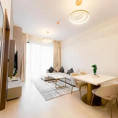 Stylish 1-Bedroom Retreat in Prime Gardens