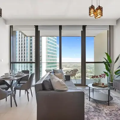 Luxury 1 Bedroom in the Heart of Famous Downtown