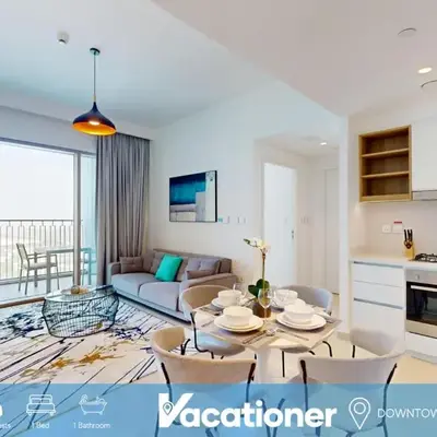 Vacationer l High Rise 1 Bedroom l Close to Dubai Mall l Pool Access with Burj Khalifa Views