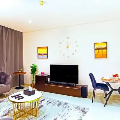 Luxurious 1bhk in Cour Jardin