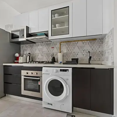 Stylish Studio Close To Metro at Pearlz by Danube