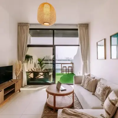 Beachfront Bliss on the Palm Jumeirah