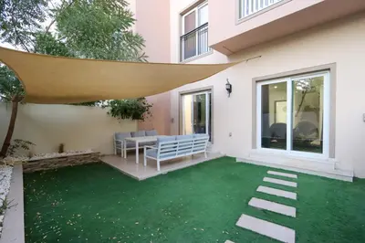 Gallery image of Livbnb- Classy 3BR plus Maid's Villa with Private Patio in Dubai