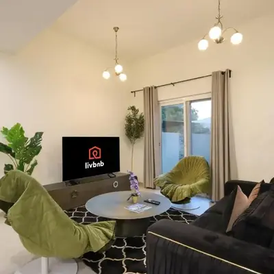 Livbnb- Classy 3BR plus Maid's Villa with Private Patio
