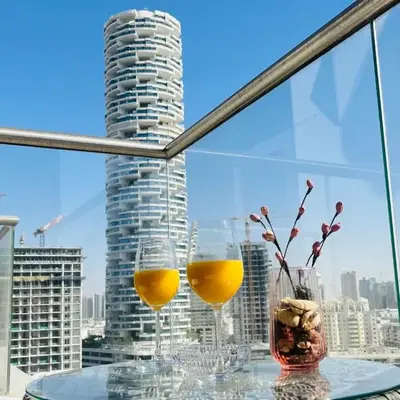 Spacious Spectacular Skyline View in Heart of Dubai