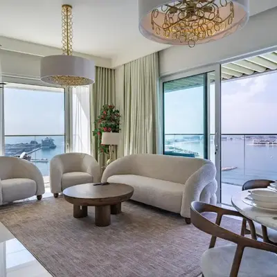 Homes Beyond l Elegant 2BR with Wide Sea Views