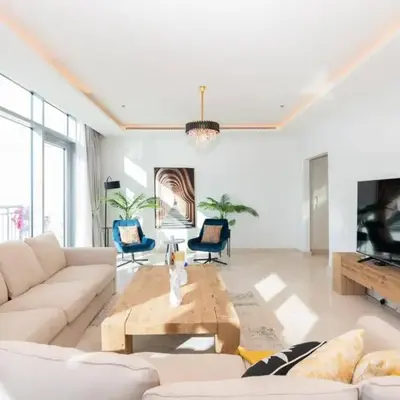Holiday Boulevard - Luxury 3BR Penthouse with Burj Khalifa and Creek Views