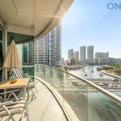 Stylish & Modern 3BR Apartment in Marina Stunning Views
