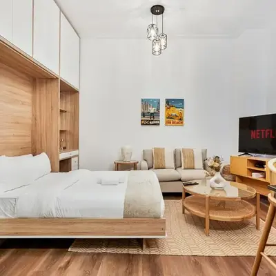 Studio APT with Pool