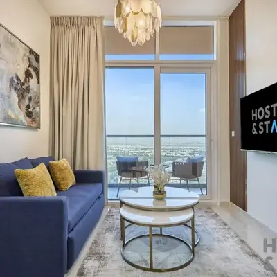 Cozy 1-Bedroom Apartment with Golf Course Views