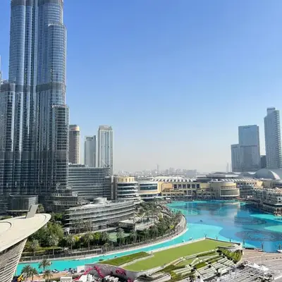 Stunning Burj Khalifa & Fountain Views - Luxury 2BR - 5 minutes walk to Dubai Mall