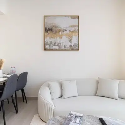 Brand New Apt On Top Floor 1BR w Spa And Pool