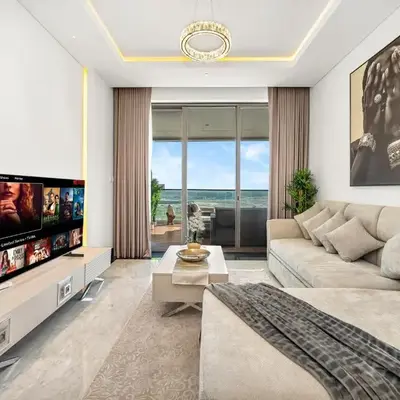 Huge Lux 1BHK in Prime Business Bay with Private Jacuzzi