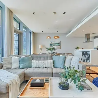 Serene Seaside Stay - 2BR in Bluewaters with Sea View