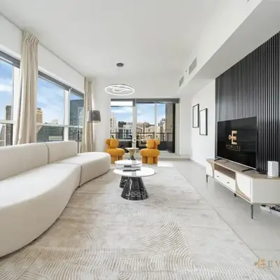 Beautiful & Spacious 3 Bedroom Wmaids In Marina