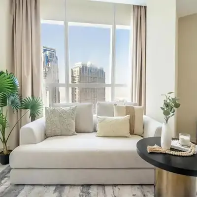 Spectacular Studio & 1 Bedroom Units By Costa close to metro