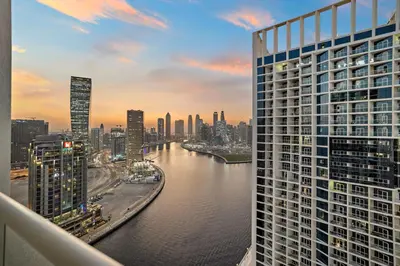 Gallery image of Vogue Business Bay Damac Maison Prive near Burj Khalifa and Dubai Mall, Studio Apartment with Balcony, Canal and City View, Access to all amenities in Dubai